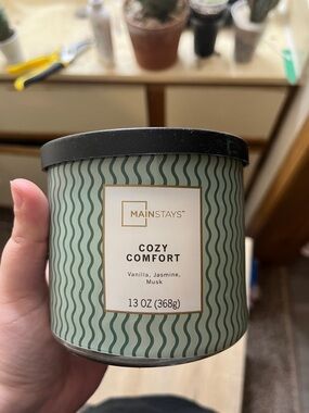 Mainstays Cozy Comfort Scented Candle - Sage Green with Black Lid